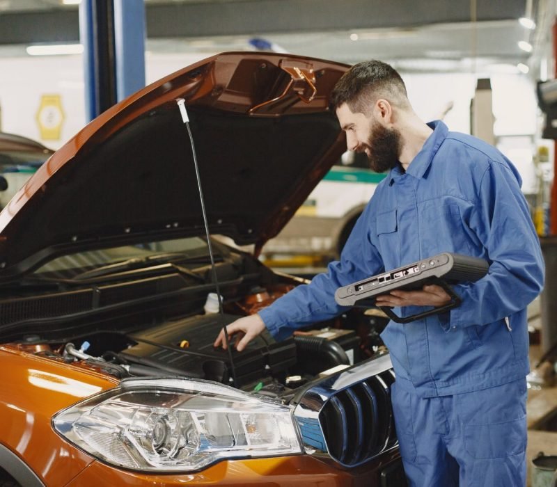Computerized Car Diagnosis and scan - Guru Harkishan Motors Delhi